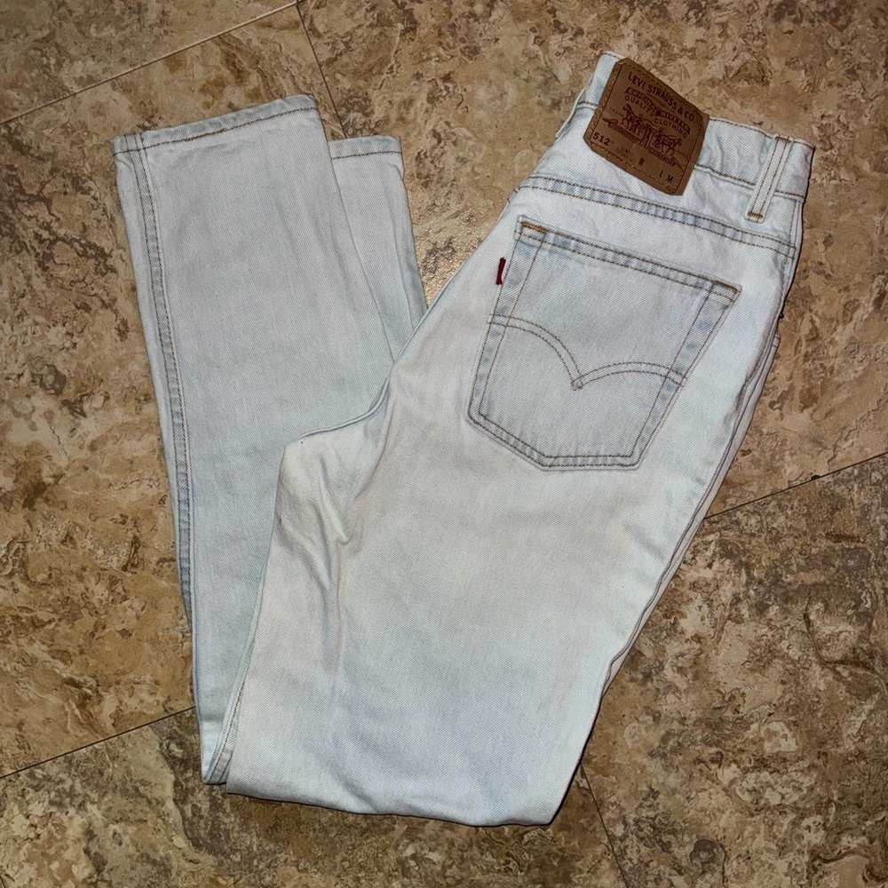 Vintage Levi’s 512 Slim Fit Tapered Leg Light Wash Jeans